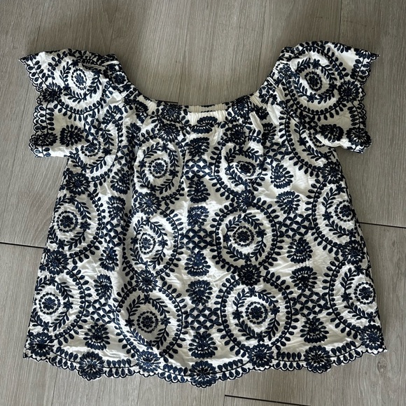 Entro Embroidered Off-Shoulder Top - Picture 2 of 4